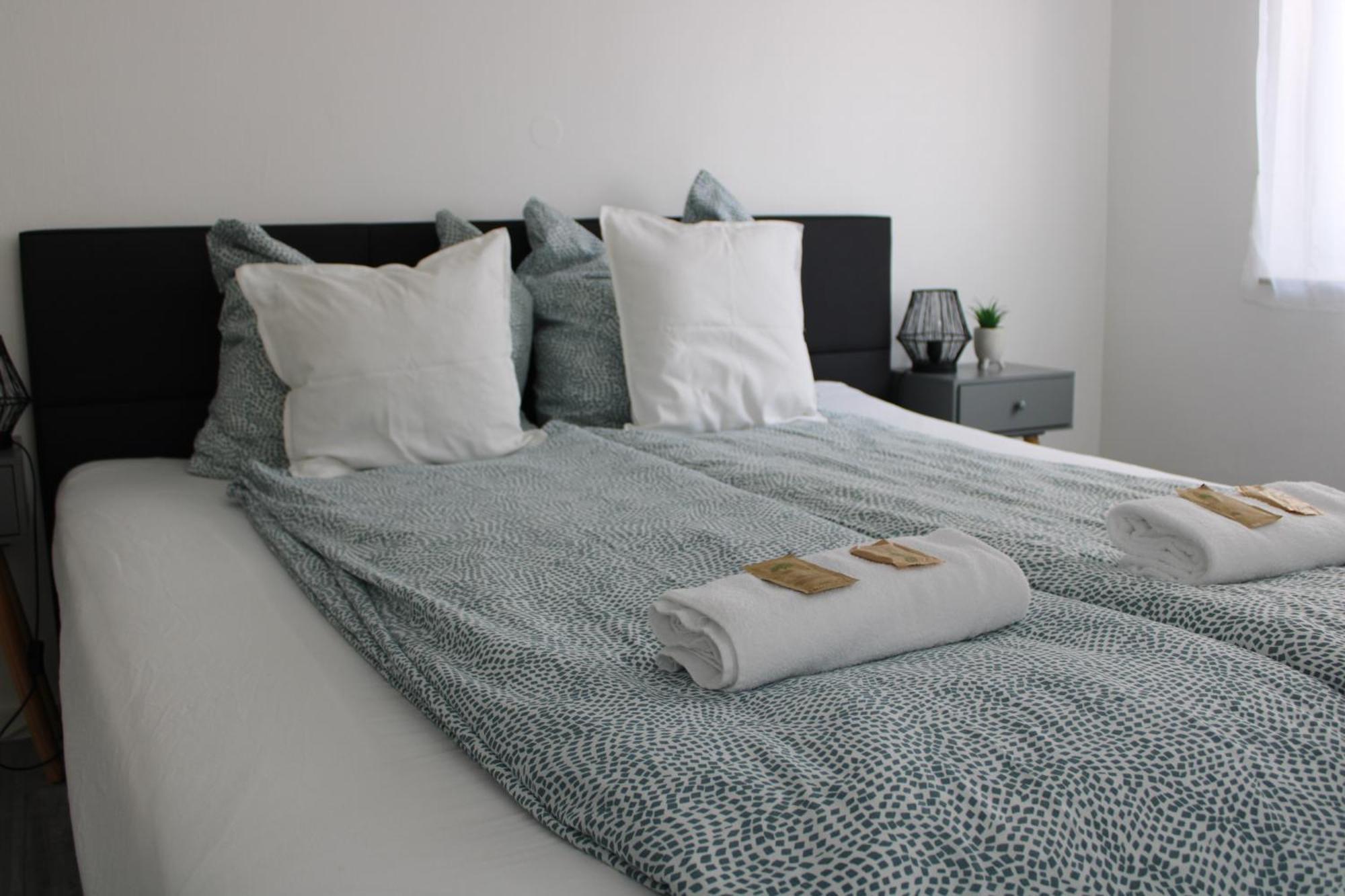 Ruhiges & Schickes 4 Zi-Apartment Heilbronn Ngoại thất bức ảnh