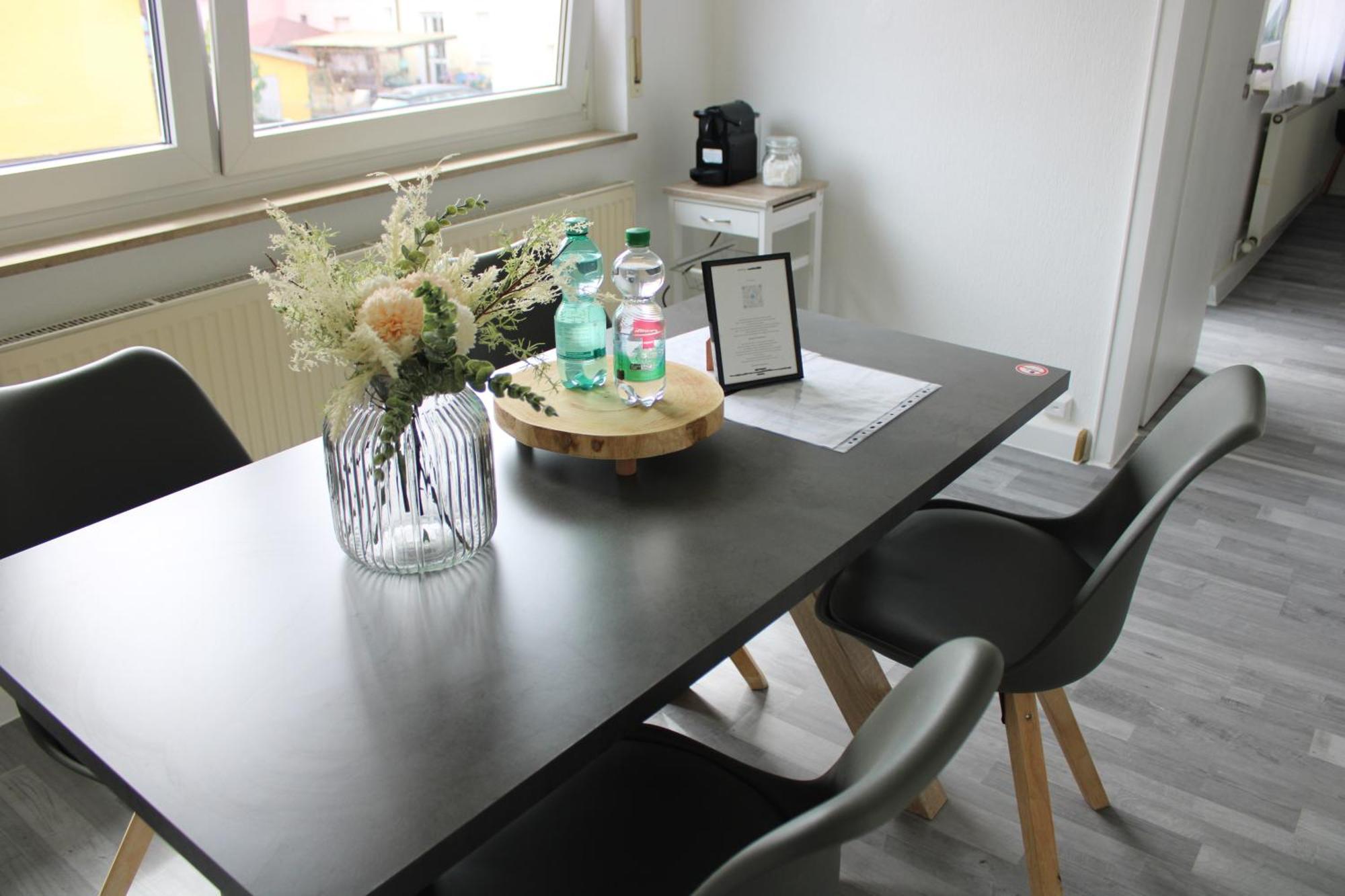 Ruhiges & Schickes 4 Zi-Apartment Heilbronn Ngoại thất bức ảnh